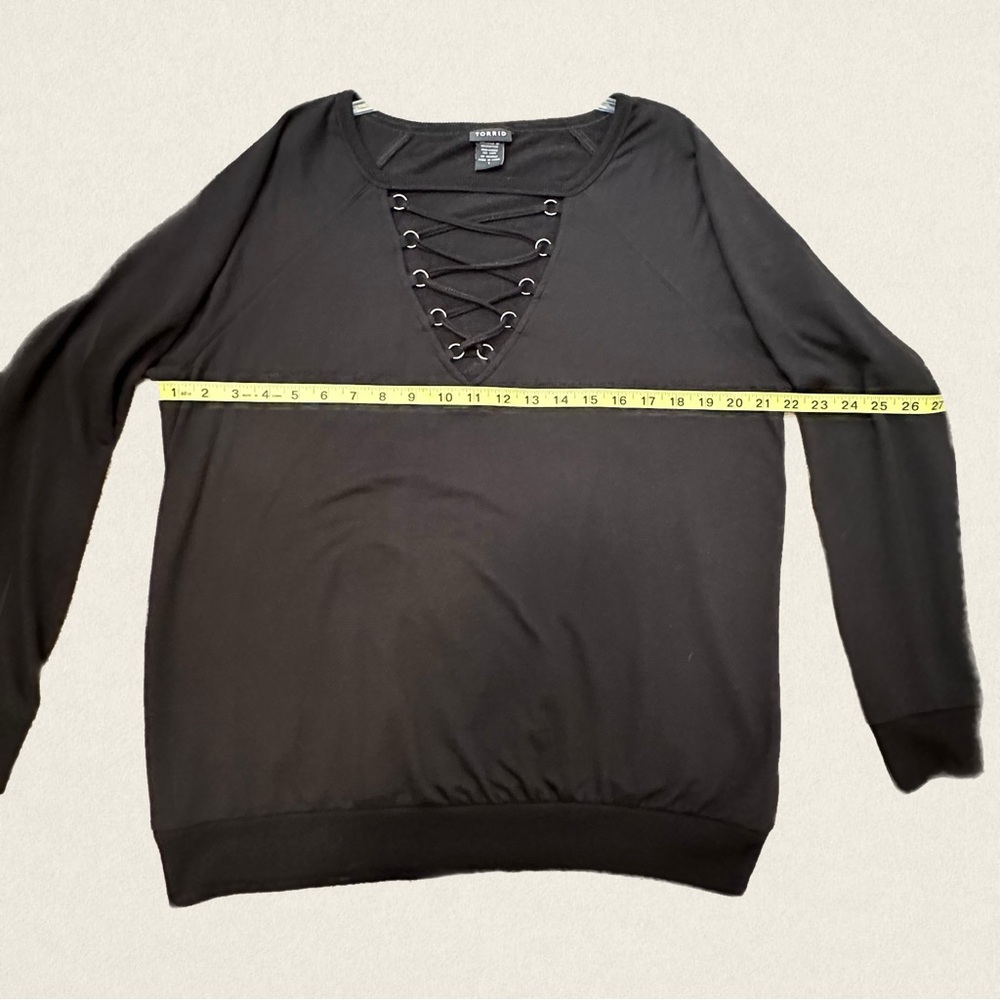 Torrid Black Lattice Front Crew Neck Long Sleeve Pullover Sweater - Picture 8 of 10